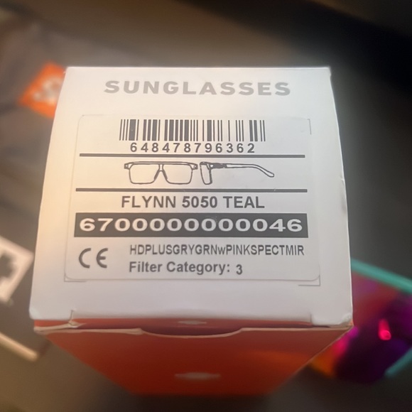 Spy turquoise Sunglasses Flynn 5050 Teal Riff Raff - Picture 7 of 8